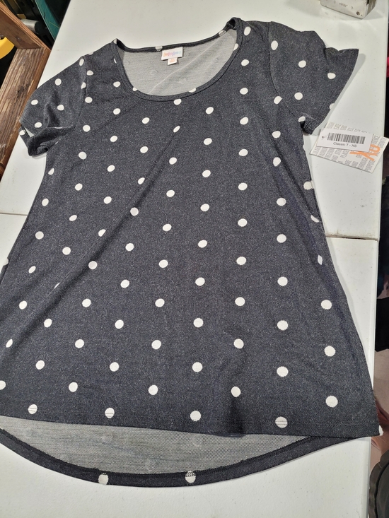 LuLaRoe Tops - LuLaRoe Black Polka Dot Short Sleeve Top